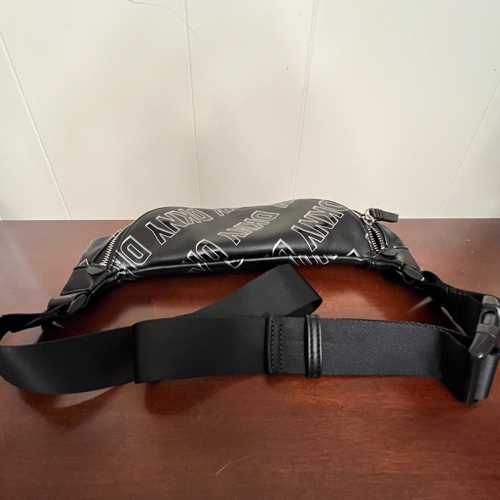 DKNY Tilly Sling Bag Logo Belt Bag Black white NWOT - Picture 8 of 12